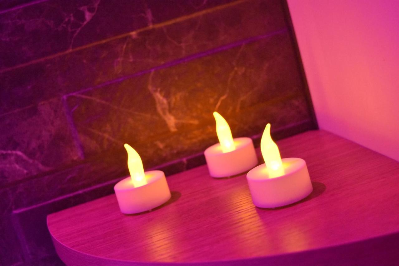 Spa Privatif Love Room, Le Hammam Et Bulles, Chez Nuits Chartraines Chartres Dış mekan fotoğraf