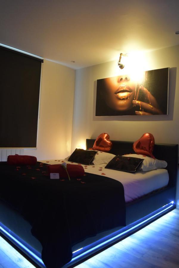 Spa Privatif Love Room, Le Hammam Et Bulles, Chez Nuits Chartraines Chartres Dış mekan fotoğraf