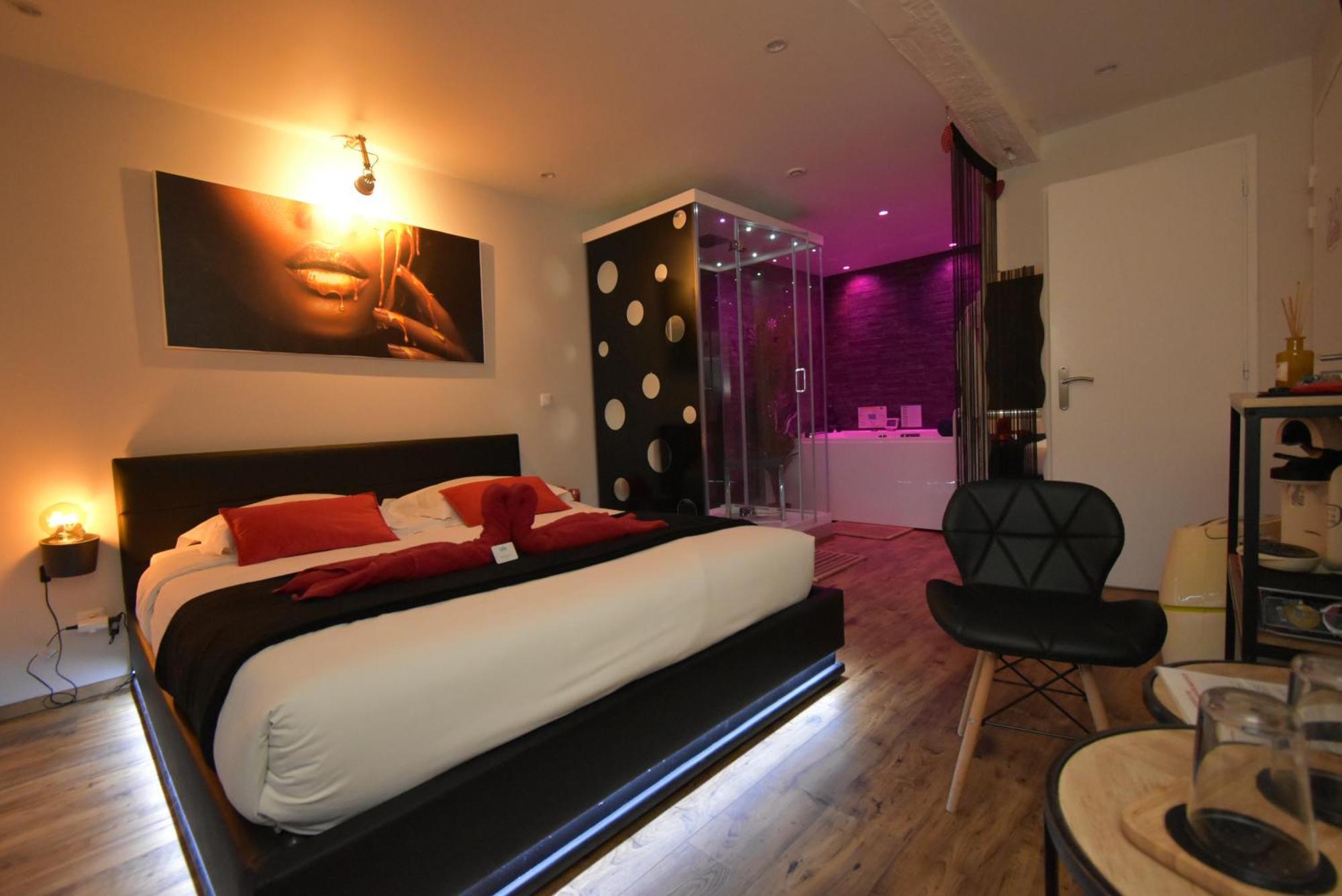 Spa Privatif Love Room, Le Hammam Et Bulles, Chez Nuits Chartraines Chartres Dış mekan fotoğraf